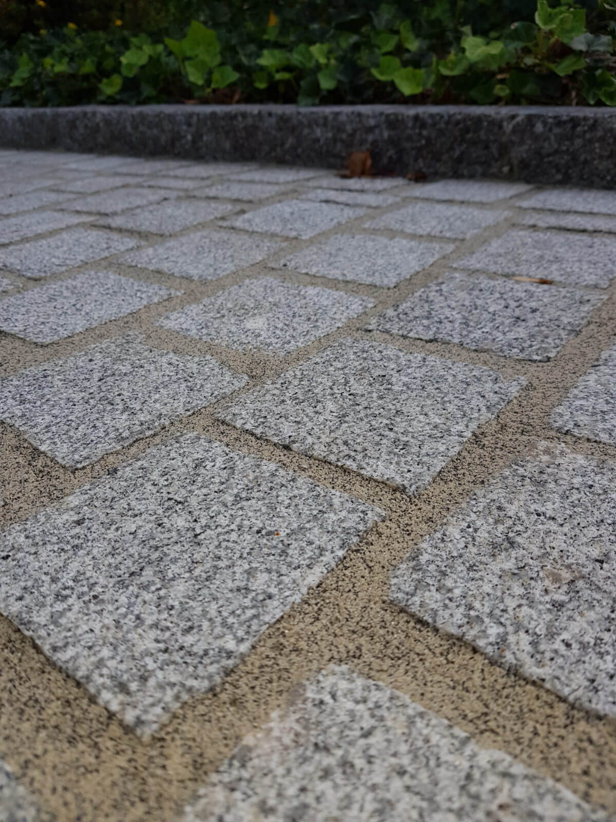 C21-Granitpflästerung-ausgefugt-e1538687781684.jpg